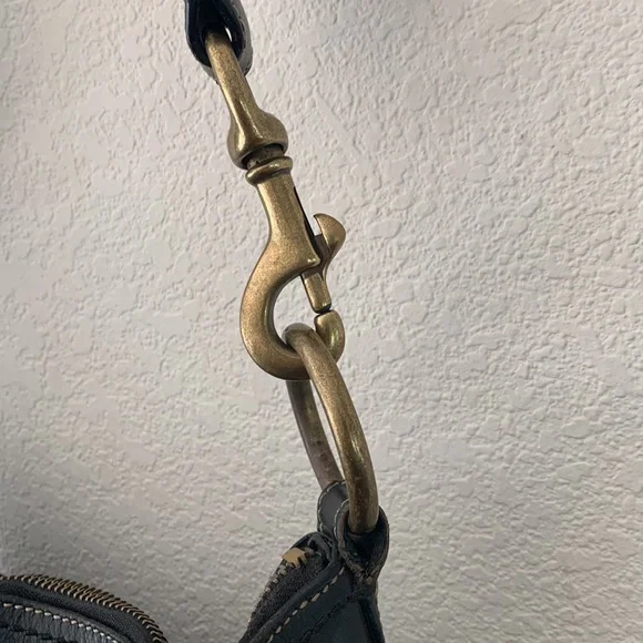 Coach signature black canvas and leather crossbody bucket bag F06M-104 - Picture 15 of 16